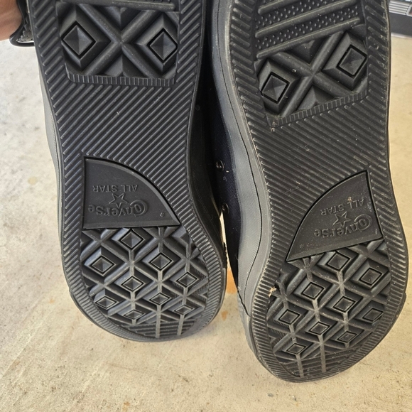 Converse Men's Black Canvas Sneakers with Neon Accents - Picture 2 of 5